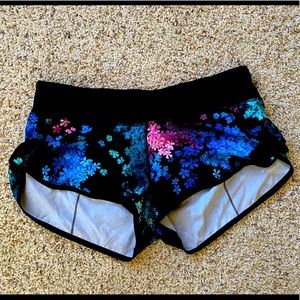 Lululemon speed shorts 2.5”